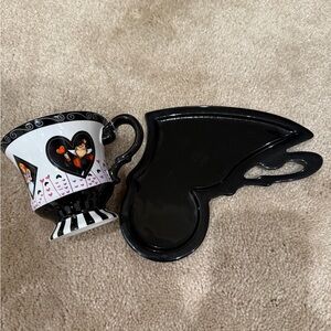 Rare Disney Alice in Wonderland Black and White Mug
